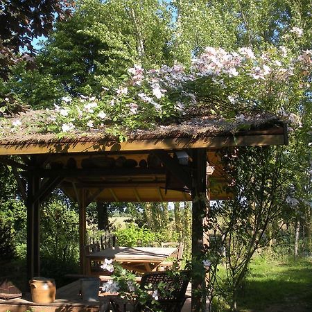Le Fousseret Ferme Saint Joseph B&B 외부 사진