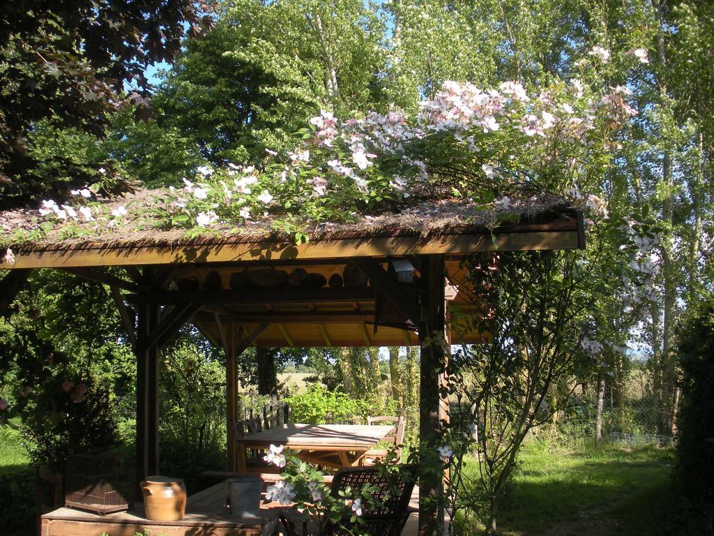 Le Fousseret Ferme Saint Joseph B&B 외부 사진